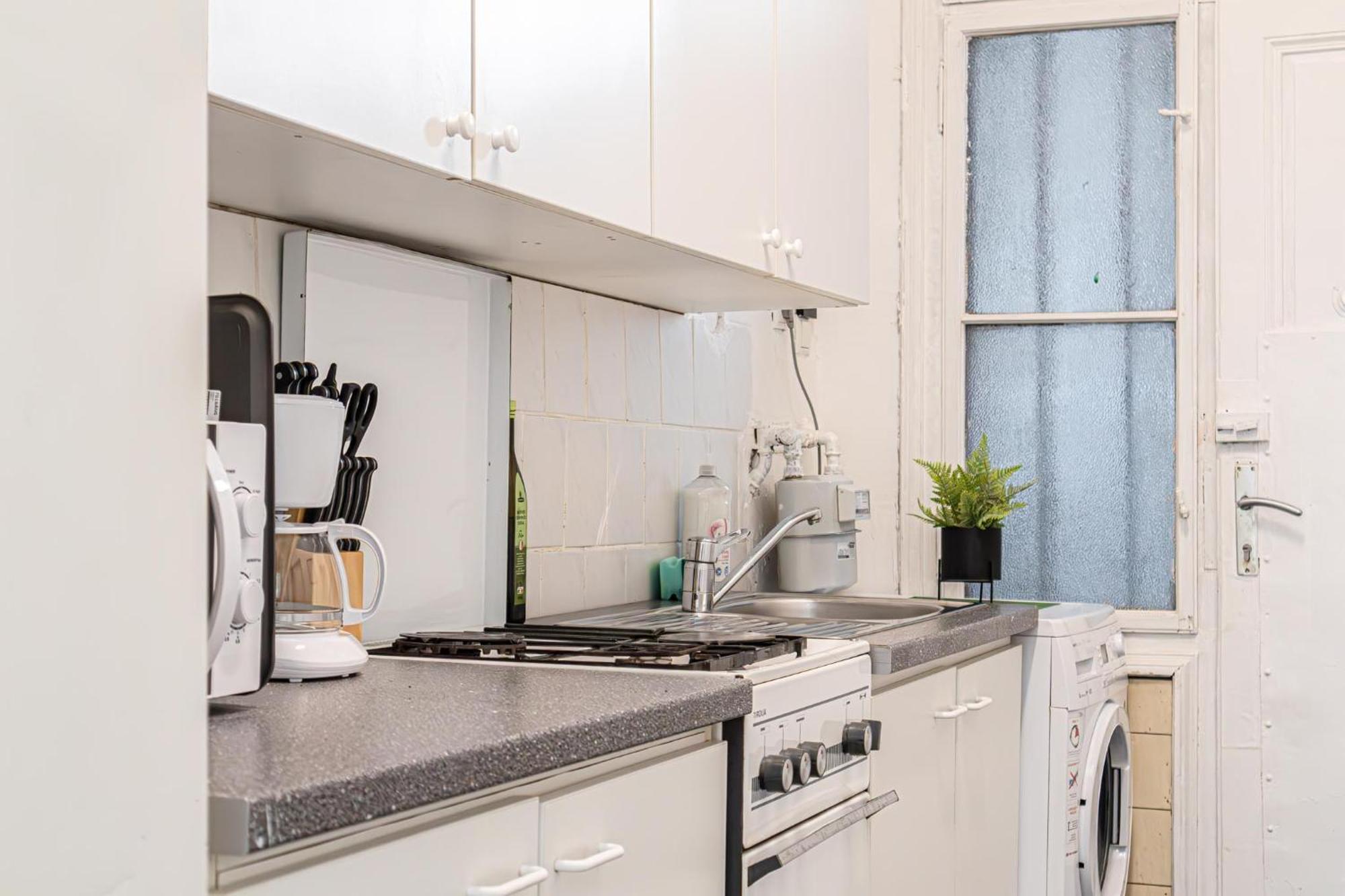 Past Meets Present - 1br Near Westbahnhof Wenen
